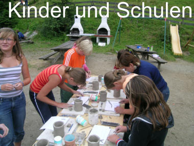 Kinder und Schulen
